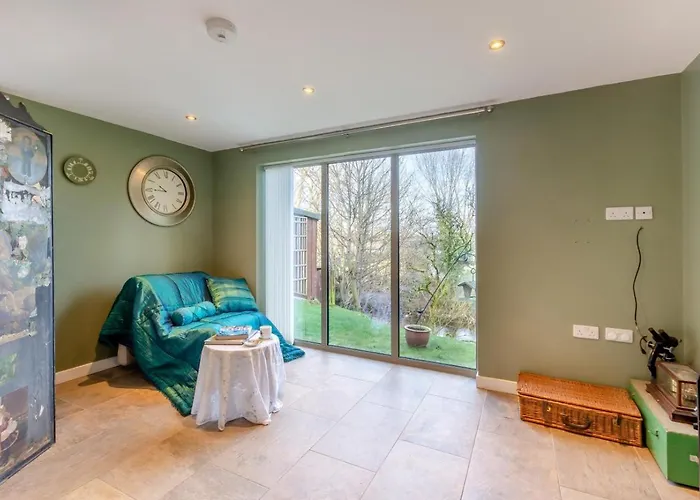 3 Bed In Oc-n34625 *