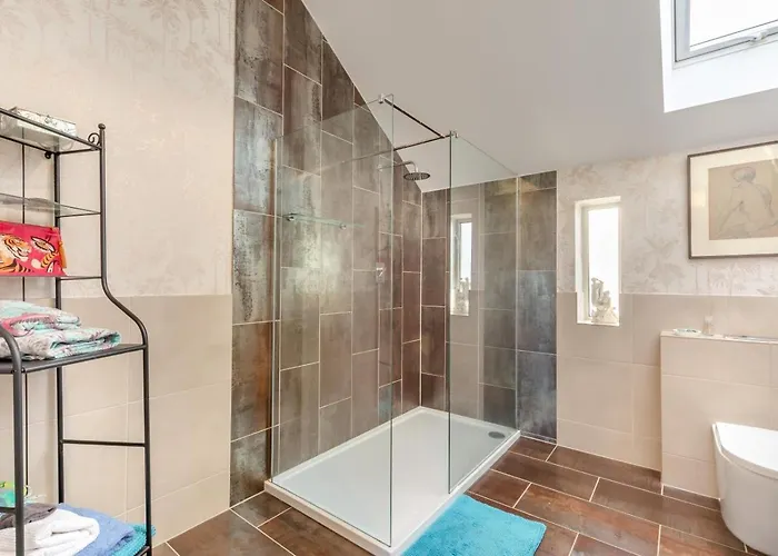 بيت للعطل 3 Bed In Oc-n34625